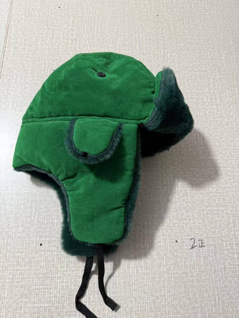 "CHROMA" GREEN EMBROIDERED USHANKA HAT